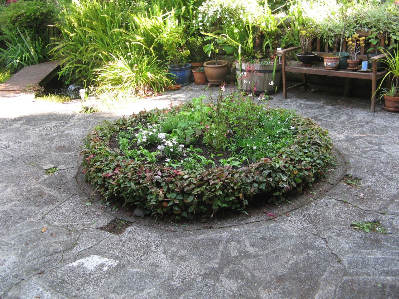 Round garden1